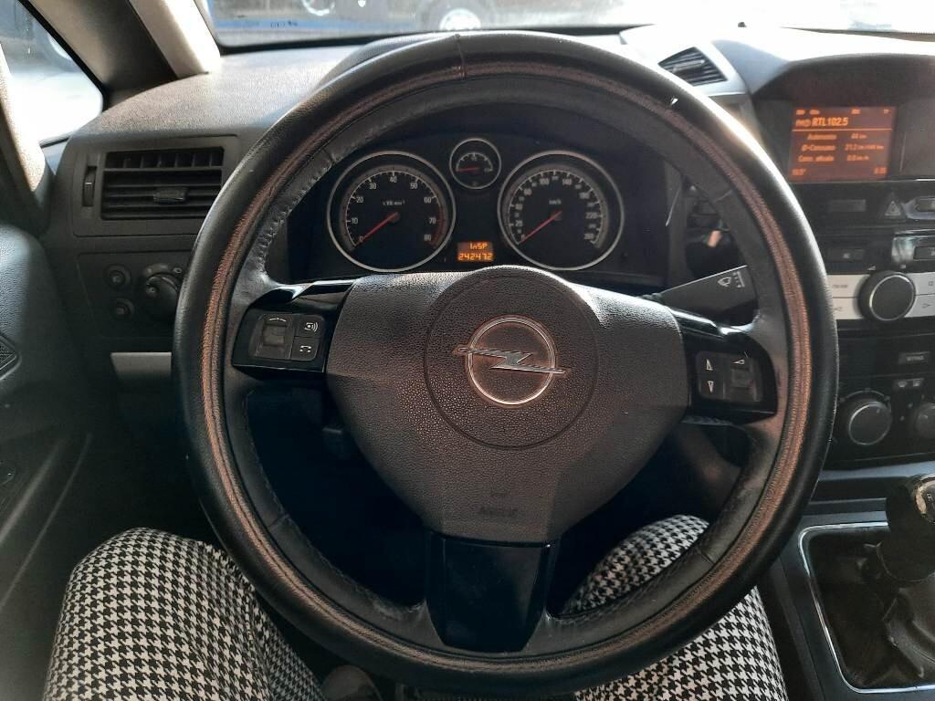 Opel Zafira 1.6 16V VVT Cosmo