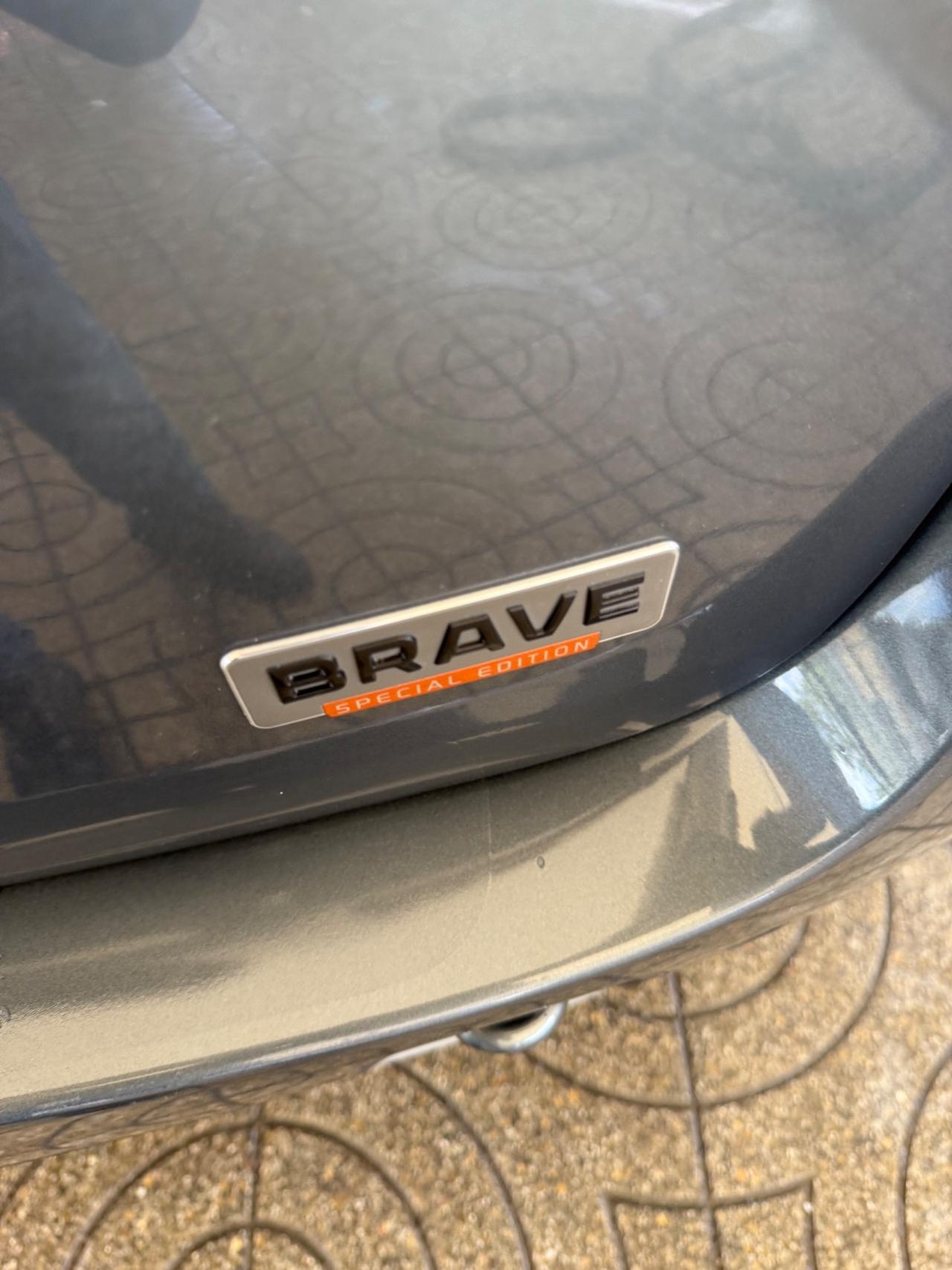 Dacia Duster 1.5 dCi 110 CV S&S 4x2 Serie Speciale Brave