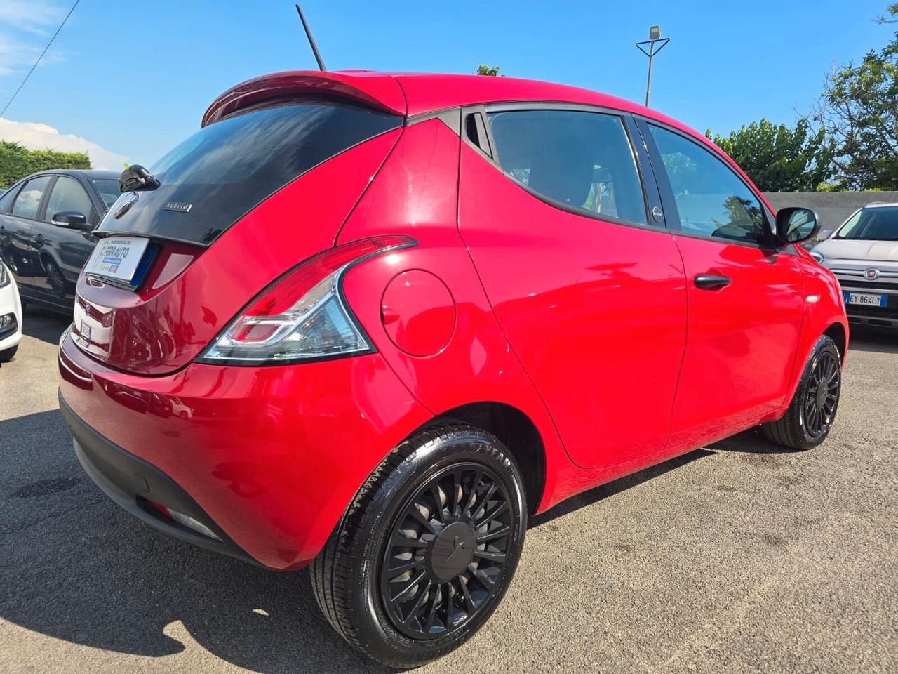Lancia Ypsilon 1.0 FireFly 5 porte S&S Hybrid Ecochic