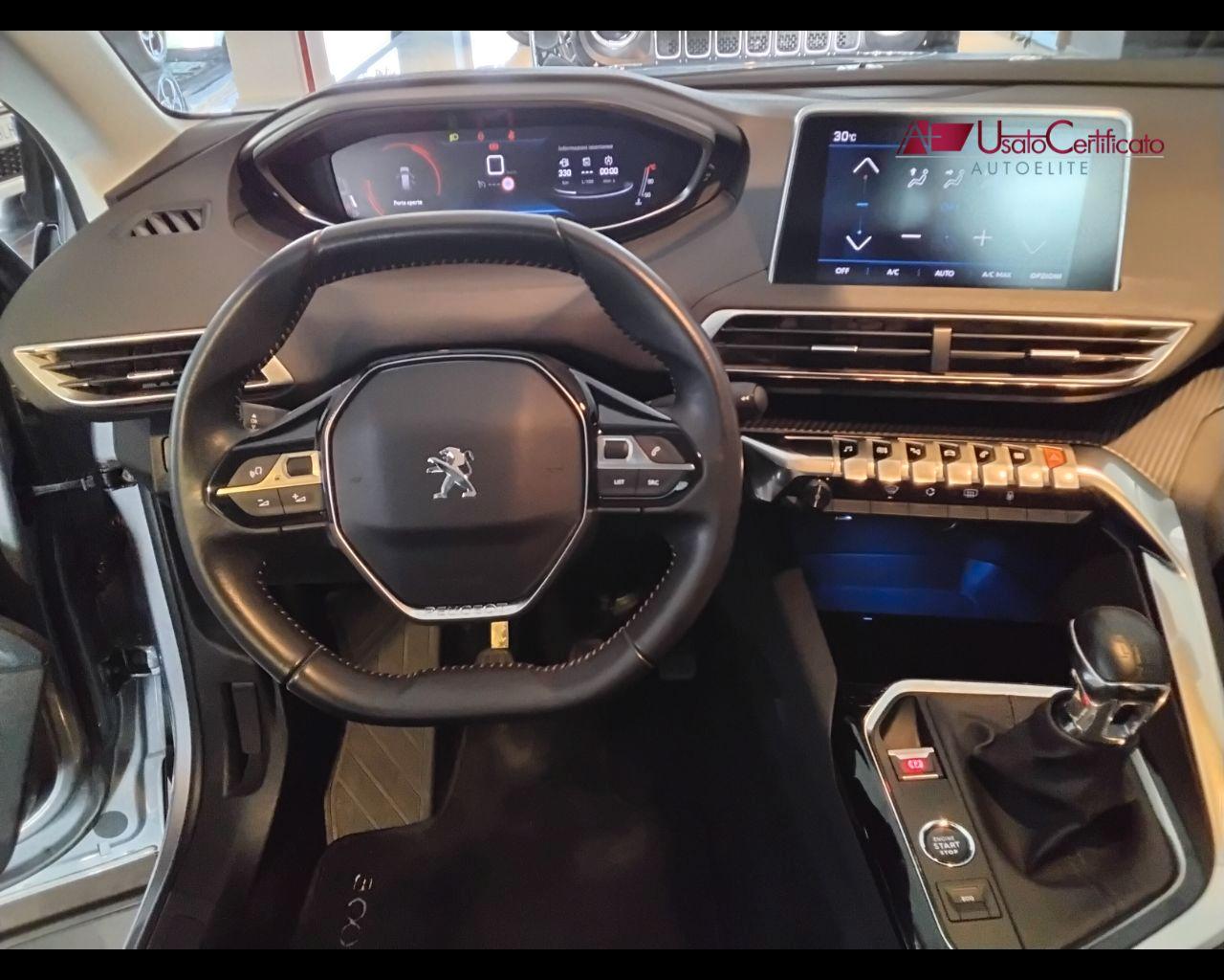 PEUGEOT 3008 BlueHDi 130 S&S Active Pack