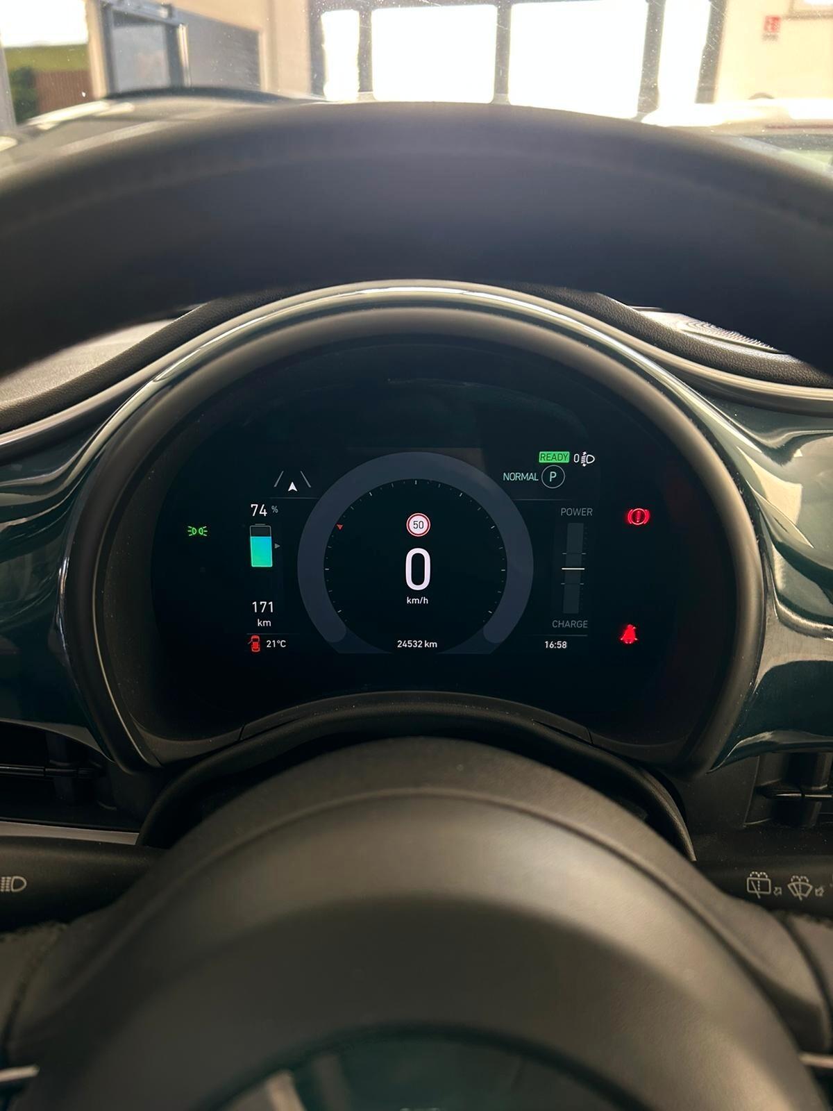 Fiat 500e 42 kWh Icon