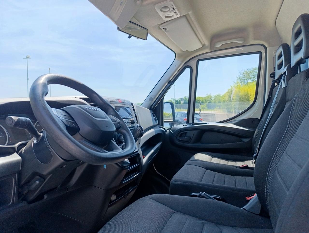 IVECO Daily 35 C16H3.0 3750 cab. HD