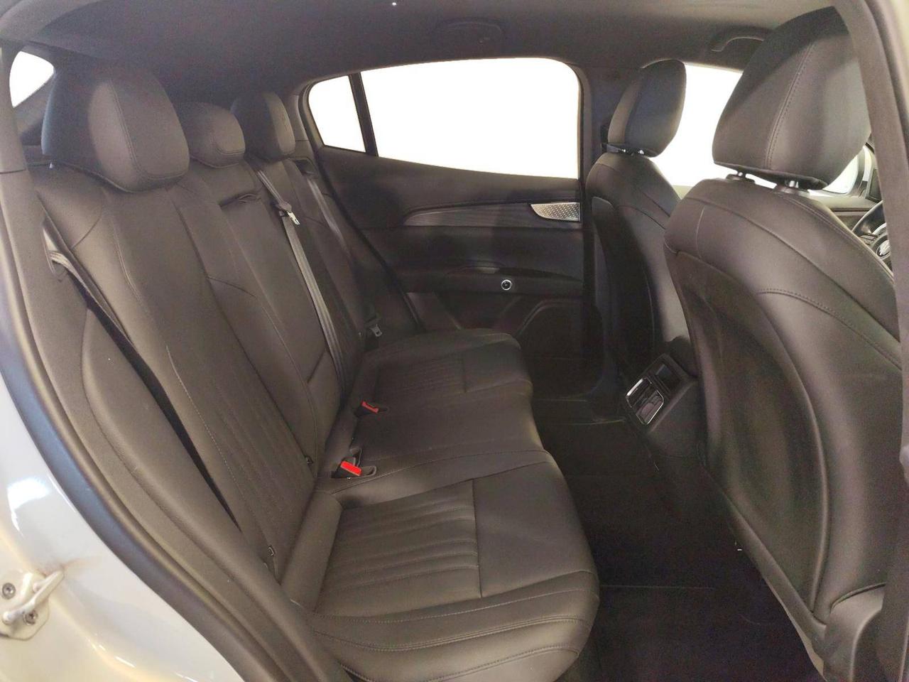 Maserati Grecale GT 300cv