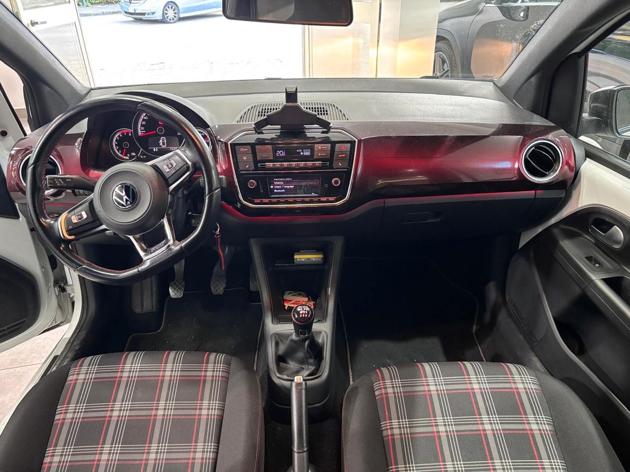 VOLKSWAGEN UP 1.0 GTI RETRO-LED