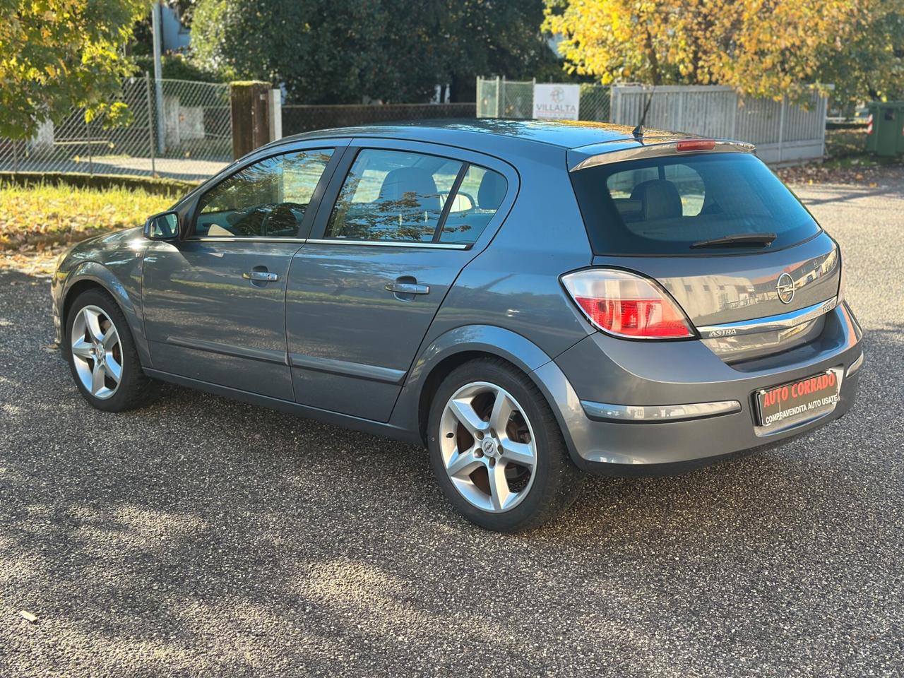 Opel Astra 1.9 16V CDTI 150CV 5 porte Cosmo Sport