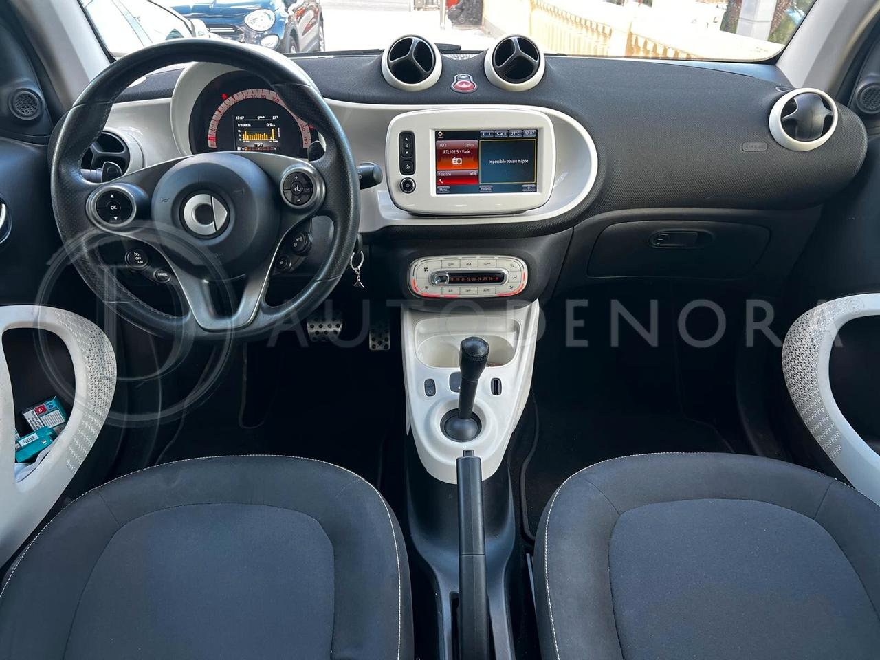 Smart ForTwo 70 1.0 twinamic Passion#AUTO#LED#NAVI#TETTO