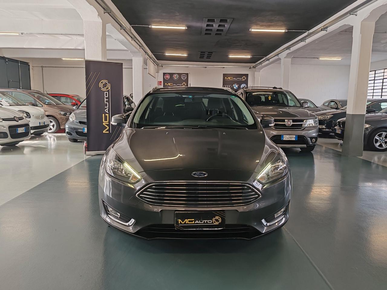 Ford Focus 1.6 120 CV GPL SW Titanium