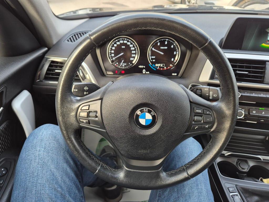 Bmw serie 1 116d 5p LED NAVI UNICOPROPR