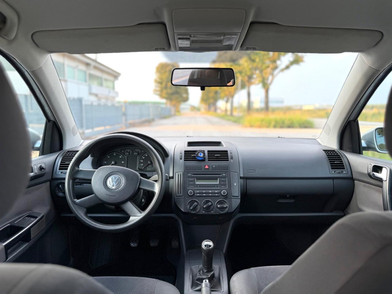 Volkswagen Polo 1.4/80CV TDI 5p. Sportline