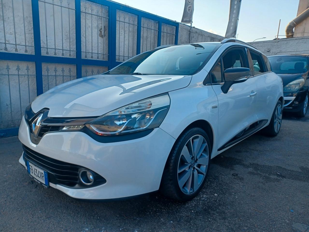 Renault Clio 1.5 DCI COSTUME NATIONAL