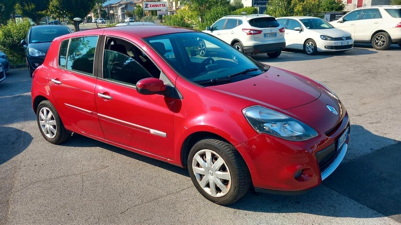 Renault Clio 1.2 16V 5 porte Confort