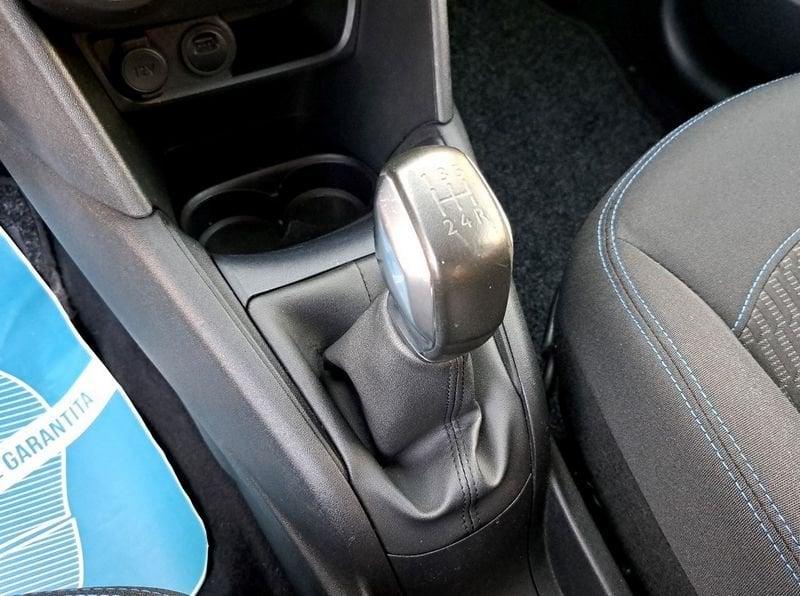 Peugeot 208 PureTech 82 5 porte Signature