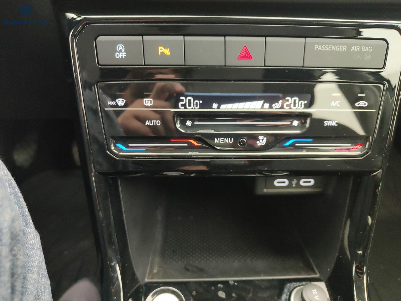 VOLKSWAGEN T-Cross - T-Cross 1.0 TSI Life
