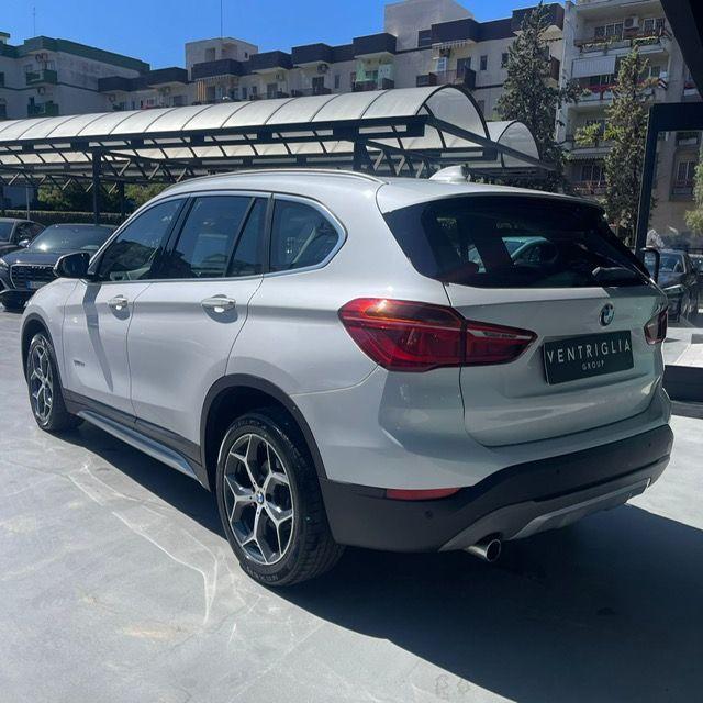 BMW - X1 - sDrive18d xLine