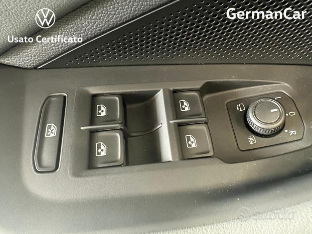 Volkswagen Passat 1.5 tsi ehybrid business 204cv d