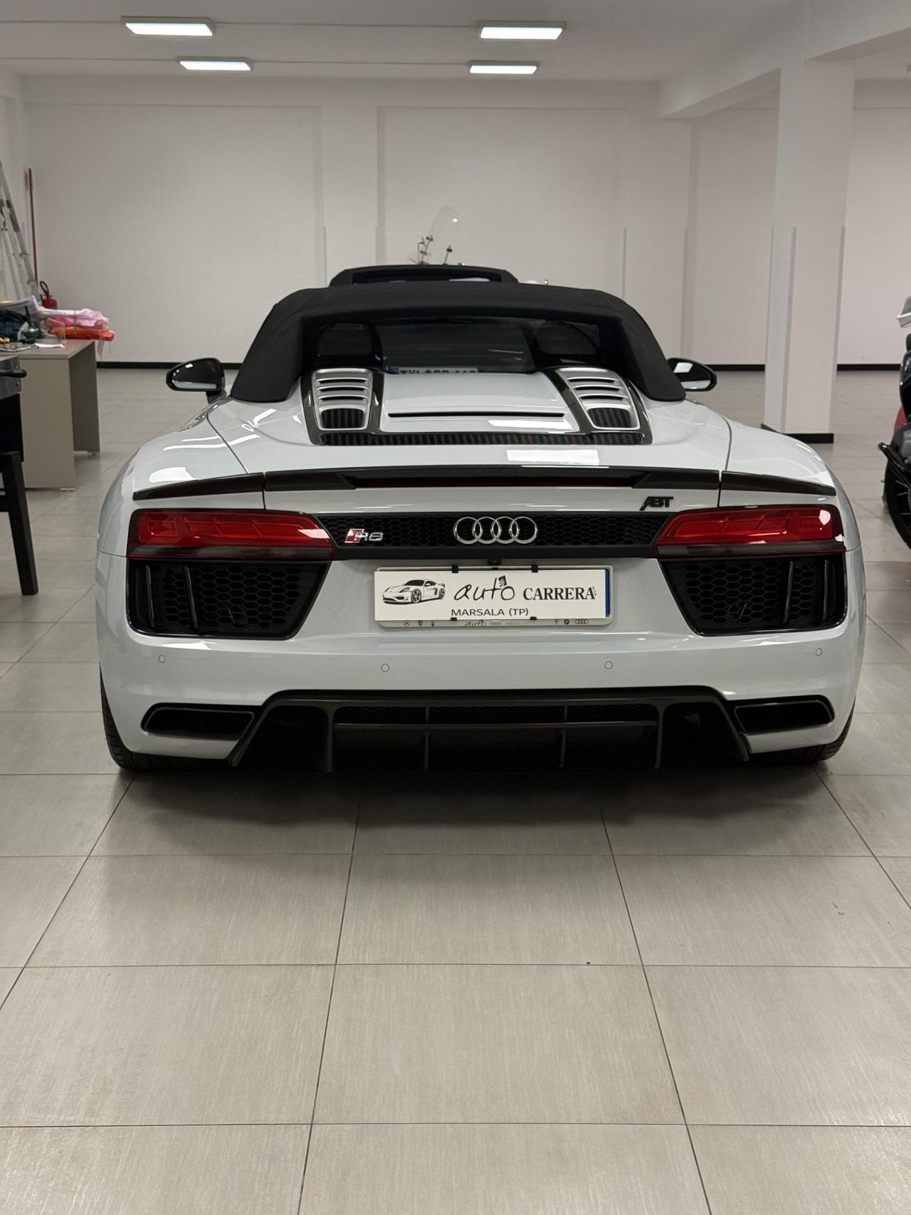 Audi R8 Coupé 5.2 FSI quattro S tronic plus