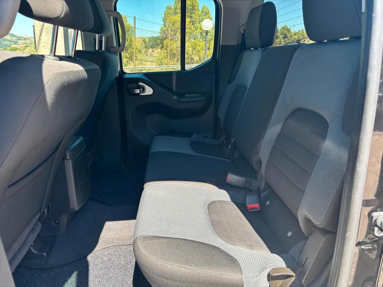 Nissan Navara 2.5 dCi 190CV Double Cab - 2015