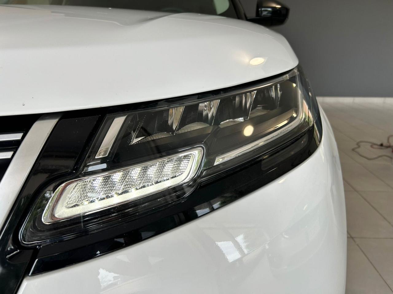 Land Rover Range Velar 2.0D I4 180 CV SE