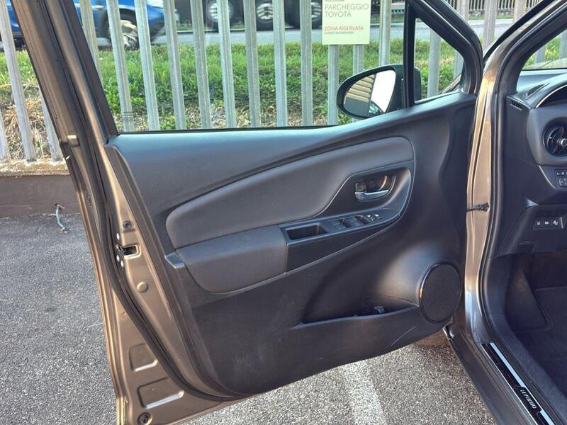 Toyota Yaris Hybrid 1.5 Hybrid Y20 Bitone MY18+