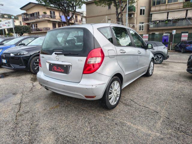 MERCEDES-BENZ A 180 CDI Elegance