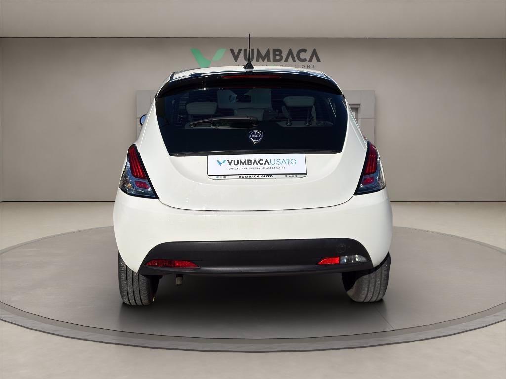 LANCIA Ypsilon 1.0 firefly hybrid Oro s&s 70cv del 2024