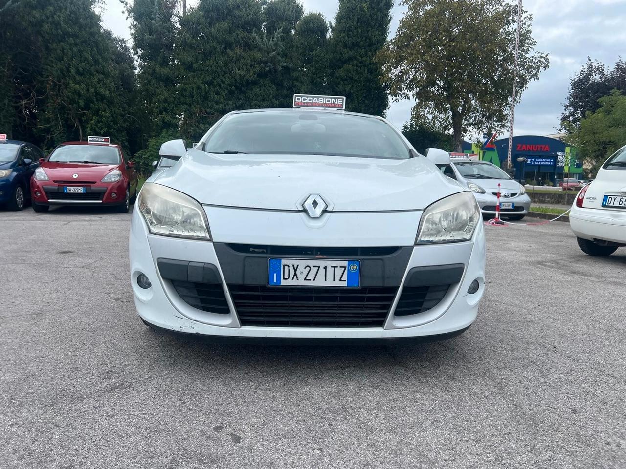 Renault Megane Mégane Coupé 1.5 dCi 110CV Luxe
