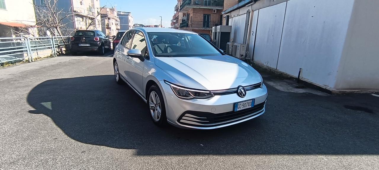 Volkswagen Golf 1.0 TSI EVO Life