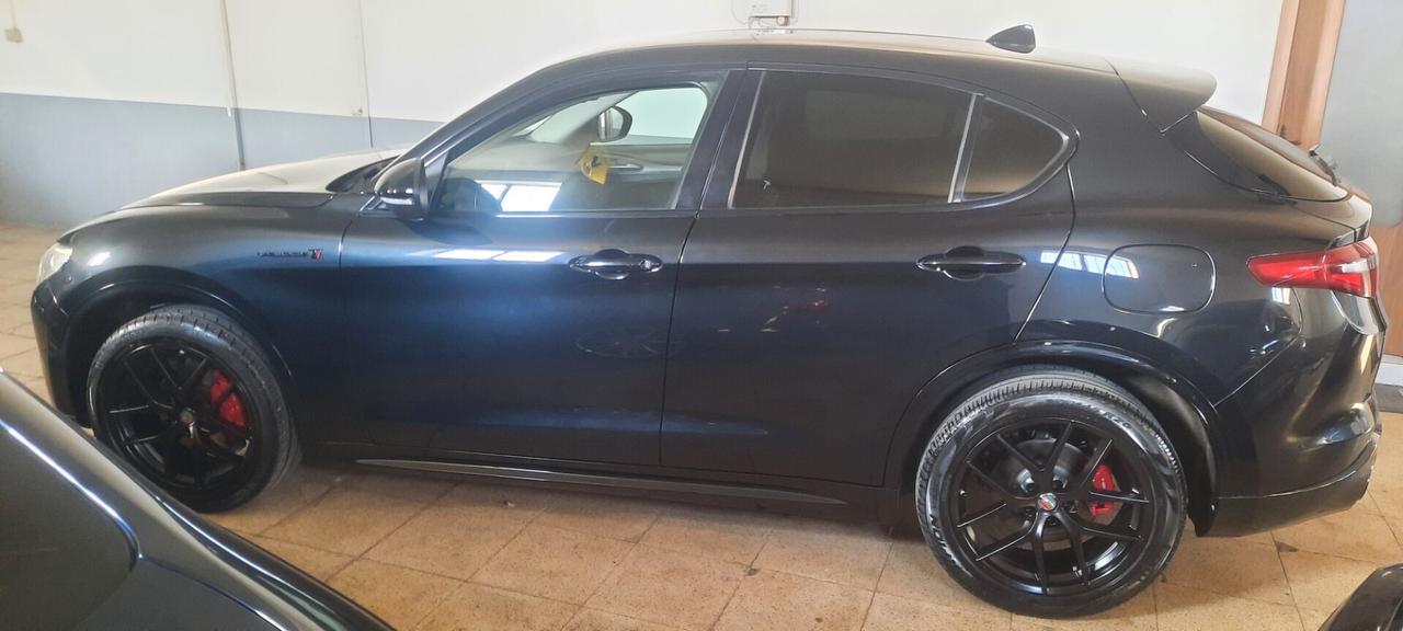 Alfa Romeo Stelvio 2.0 Turbo 280 CV AT8 Q4 Super