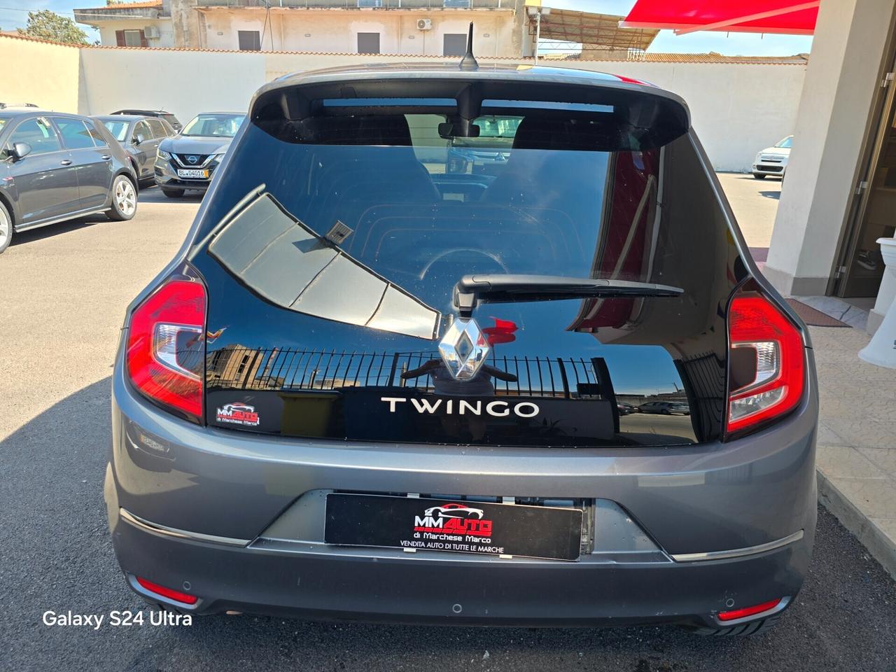 Renault Twingo SCe 65 CV Urban Night