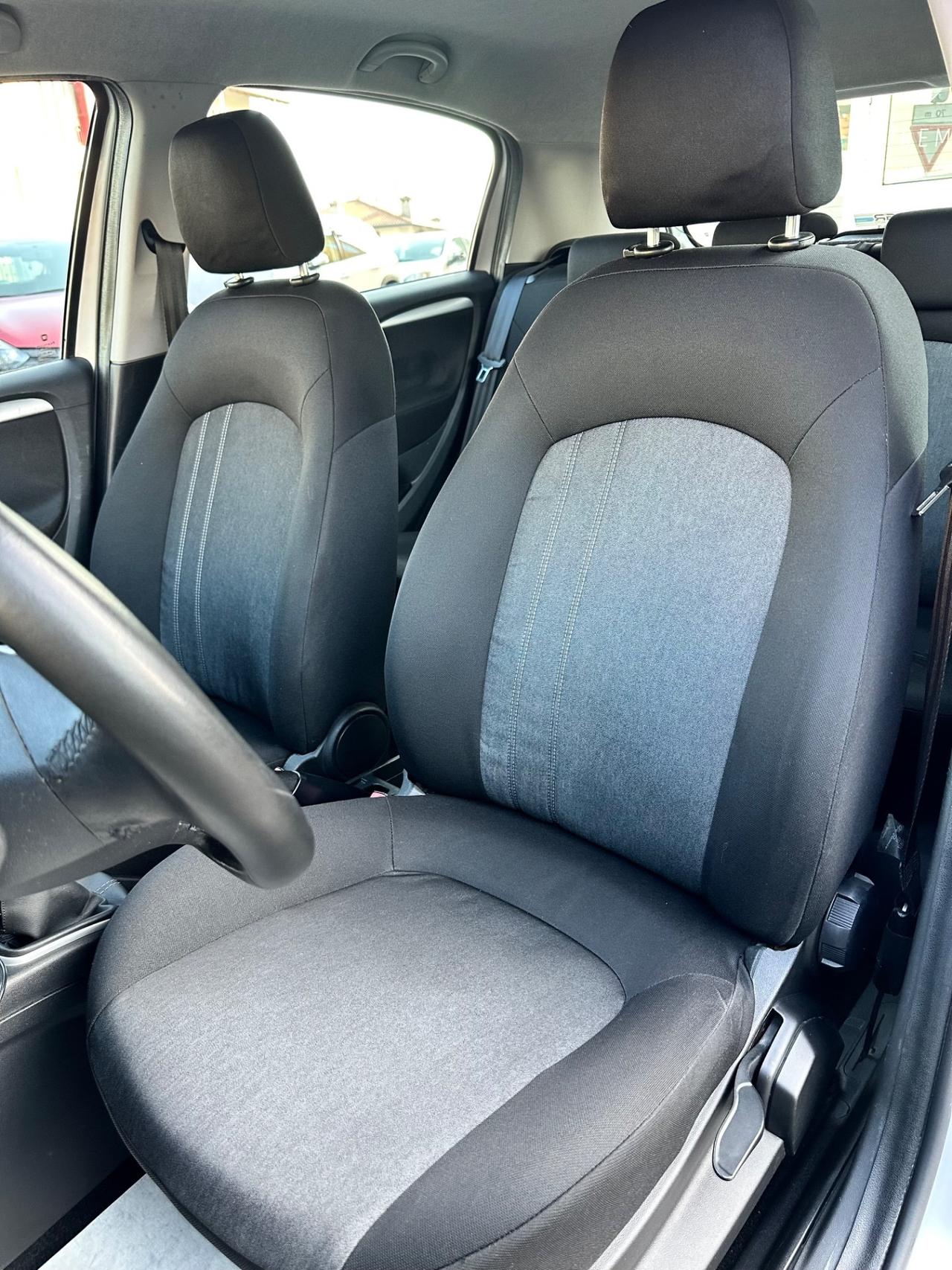 Fiat Punto 1.3MJT II 75CV 5P Lounge -Neopatentati