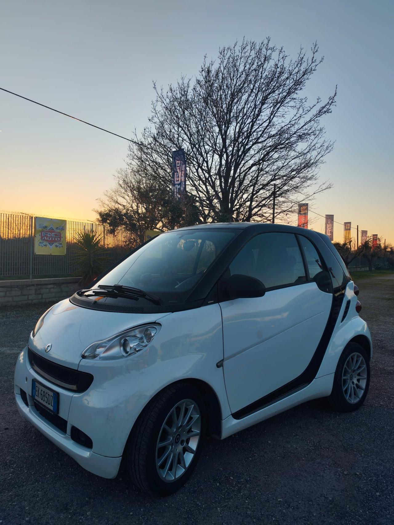 Smart ForTwo 800 40 kW coupé passion cdi