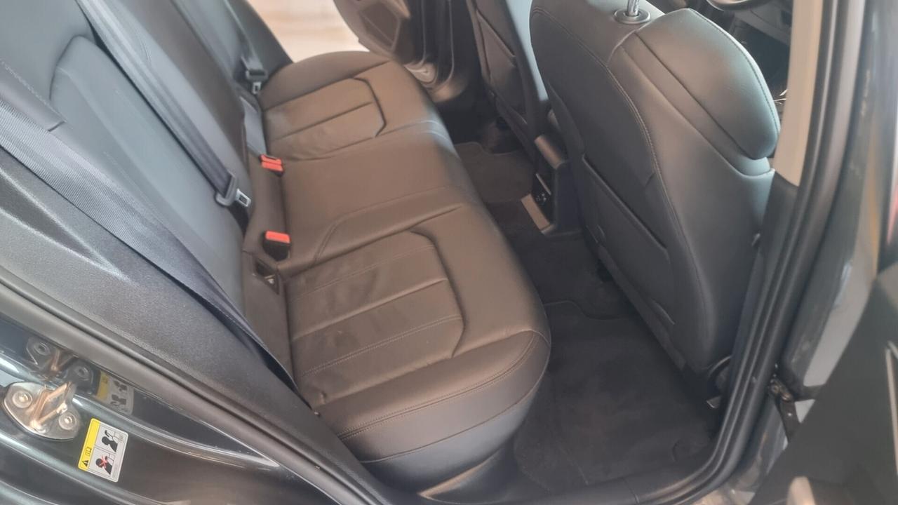 Audi Q2 35 TDI quattro S tronic S line Edition