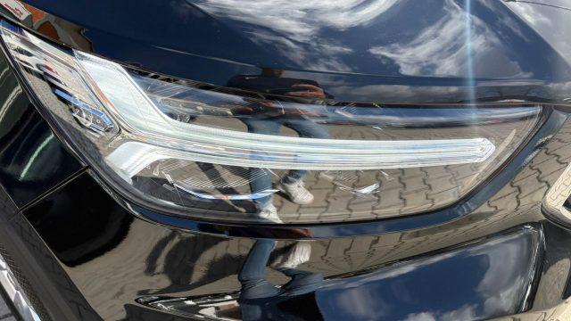 VOLVO XC40 T2 Geartronic Momentum ***IVA ESPOSTA***