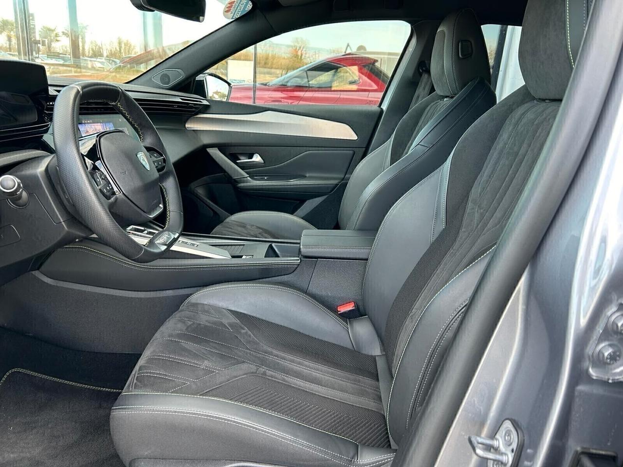 Peugeot 308 SW GT BlueHDi 130 EAT8 SPOTICAR