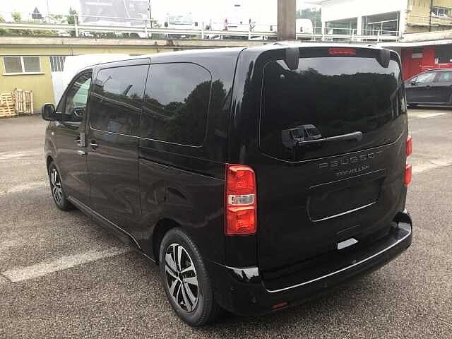 Peugeot Traveller Business 2.0 HDi 180 cv - Km Zero