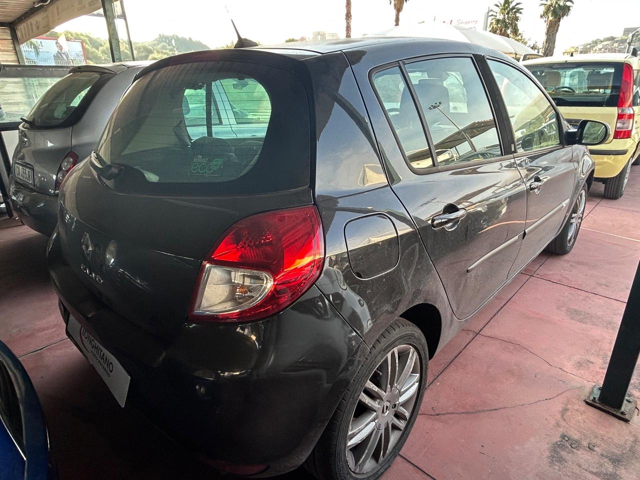 Renault Clio 1.2 16V 5 porte Dynamique