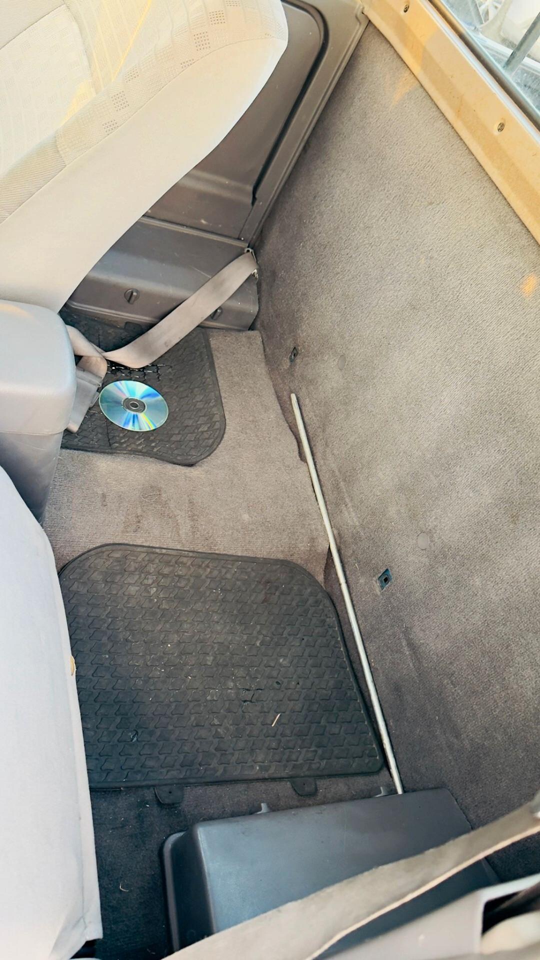 Nissan King Cab Navara 2.5