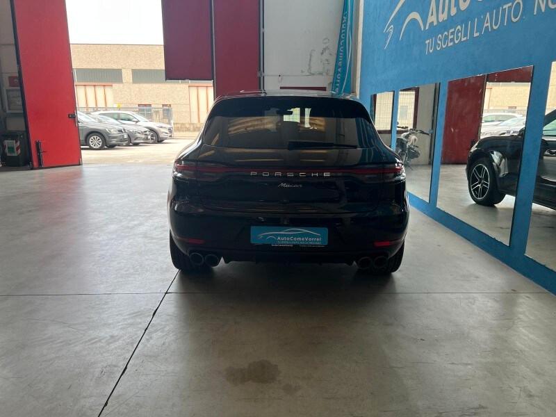 PORSCHE Macan 2.0