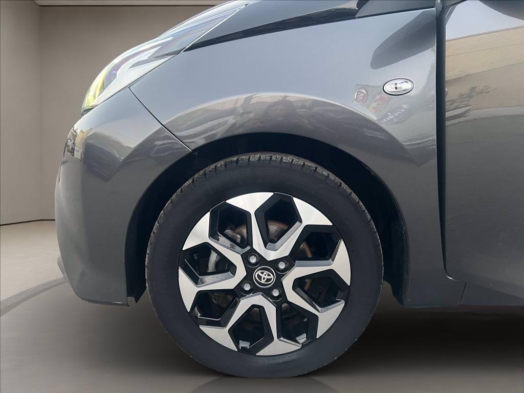TOYOTA Aygo 5p 1.0 Lounge connect my14 del 2021