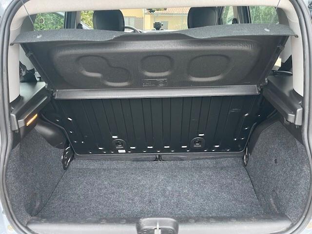 FIAT PANDA 1.0 HYBRID CITY CROSS UNIPROP