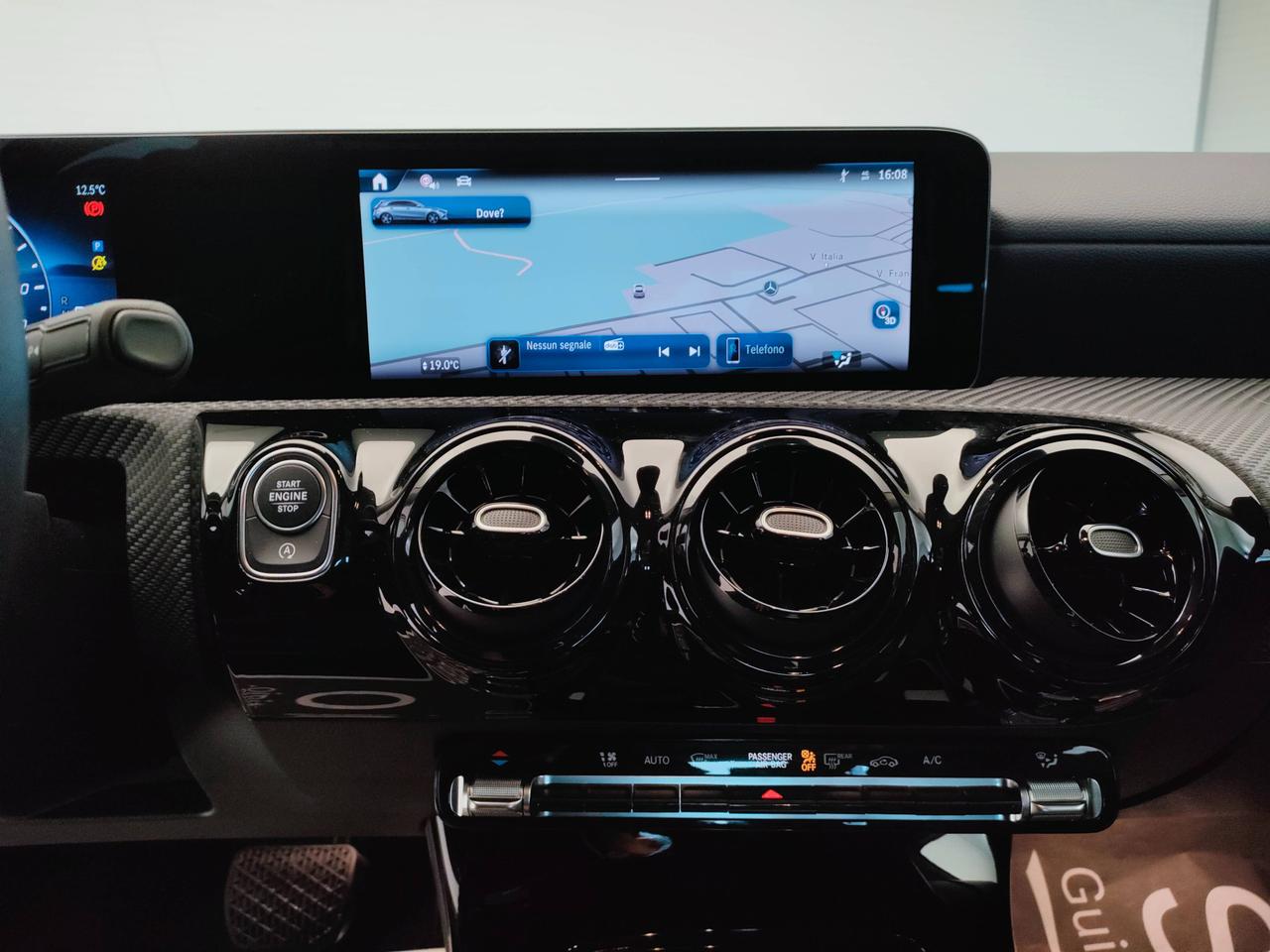 Mercedes-Benz Classe A - W177 2023 - A 180 d Advanced auto