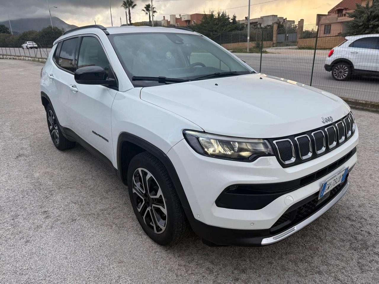 Jeep Compass 1.6D 131CV Limited 2022 N1
