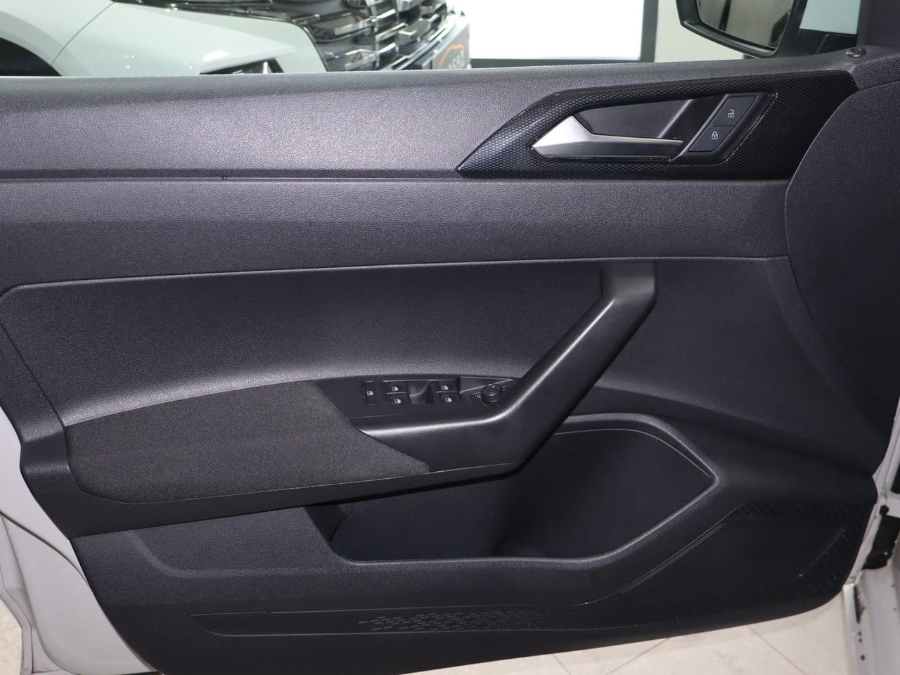 Volkswagen Polo Life 1.0 TSI #9889