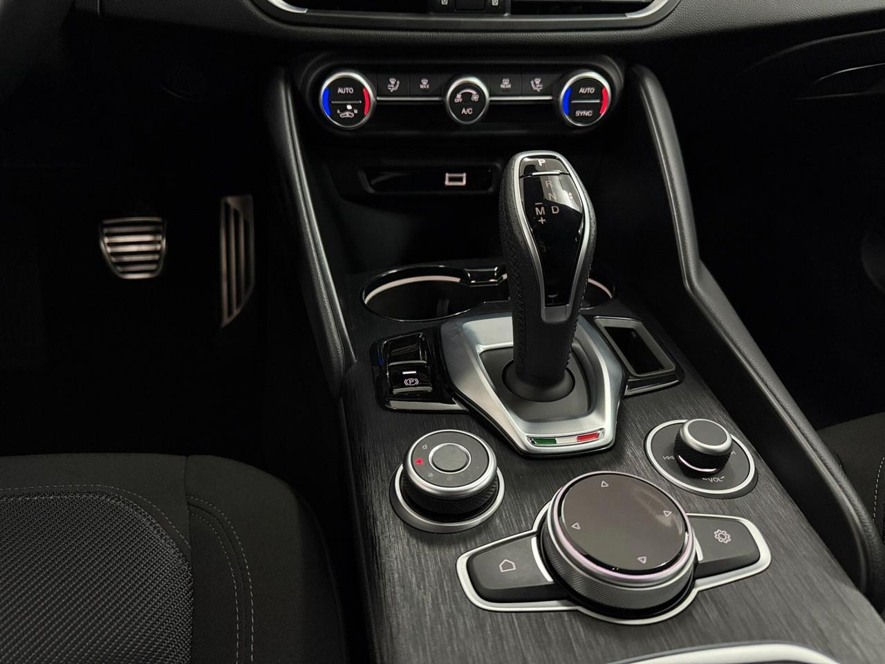 Alfa Romeo Giulia 2.2 TD 190 CV SUPER BUSINESS RETROCAMERA PERFETTA