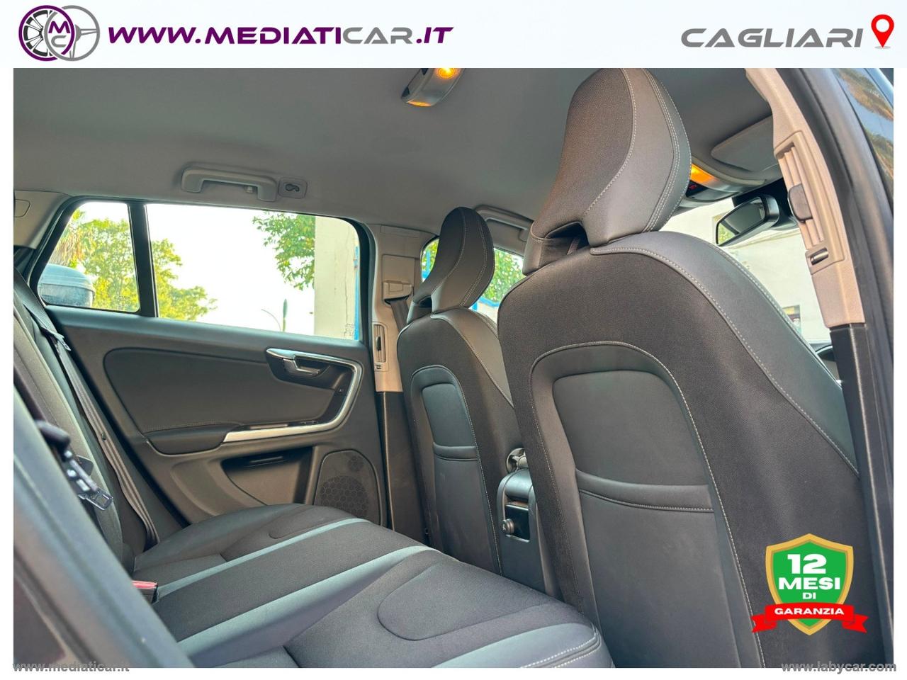 VOLVO V60 D4 AWD Geartronic R-design Momentum