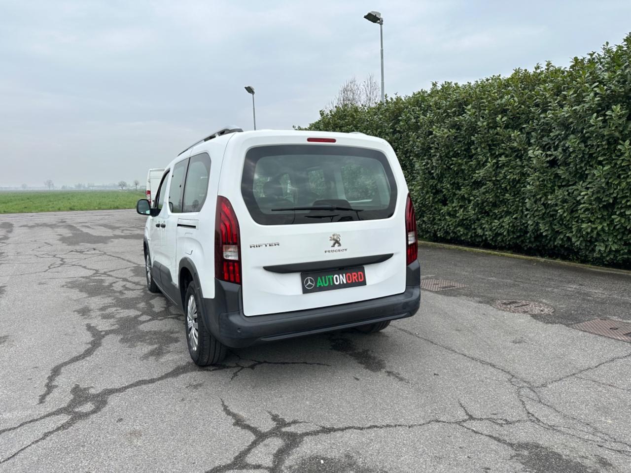 Peugeot Rifter Mix BlueHDi 100 PC Active Standard