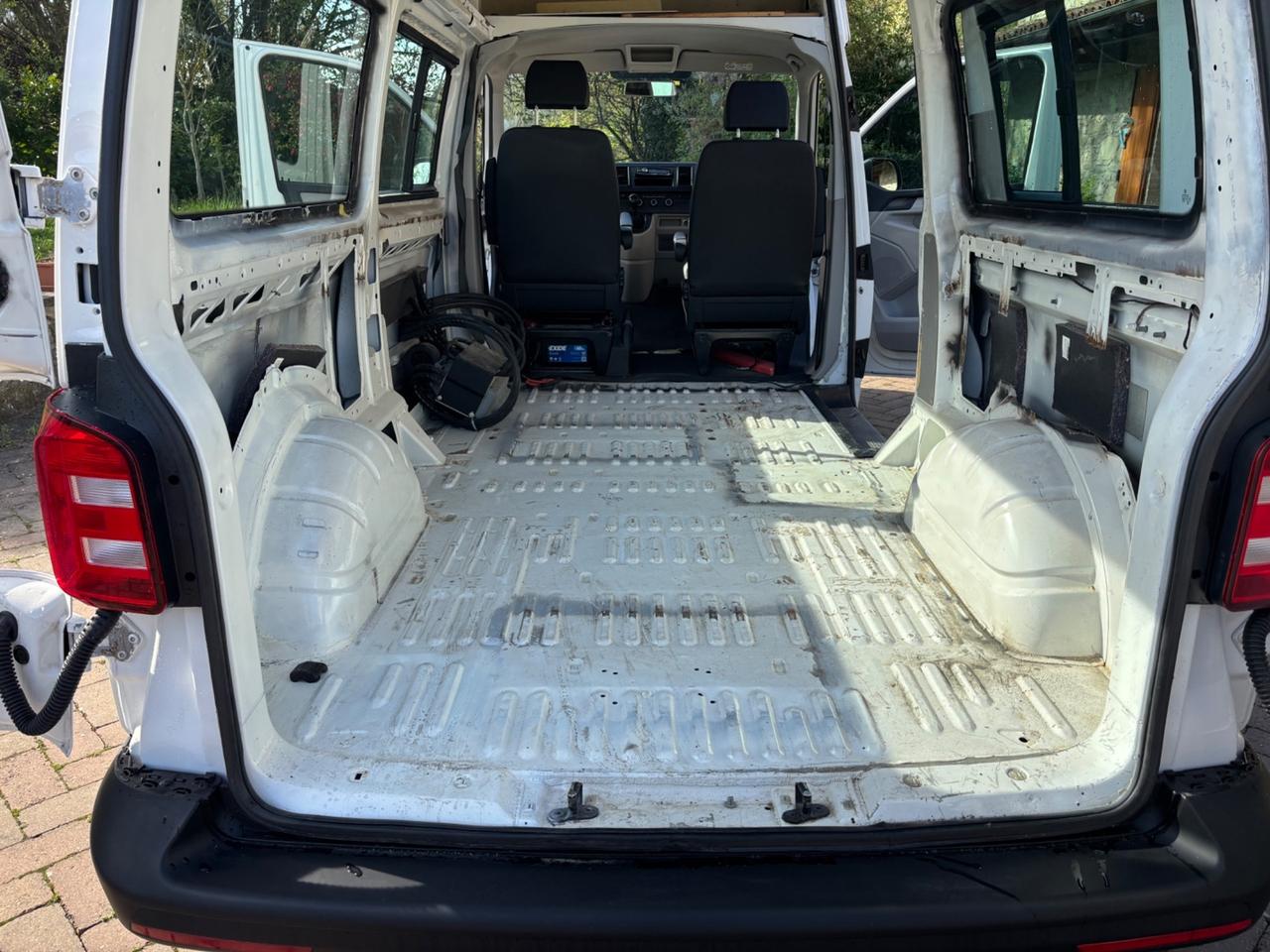 Volkswagen Transporter 2.0 TDI 150CV 4Motion vetrato