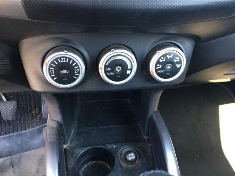 Mitsubishi Outlander 2.0 DI-D 4WD Intense DPF