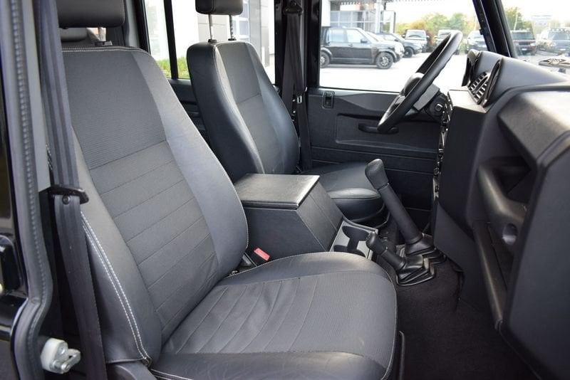 Land Rover Defender Defender 110 2.4 TD4 Station Wagon