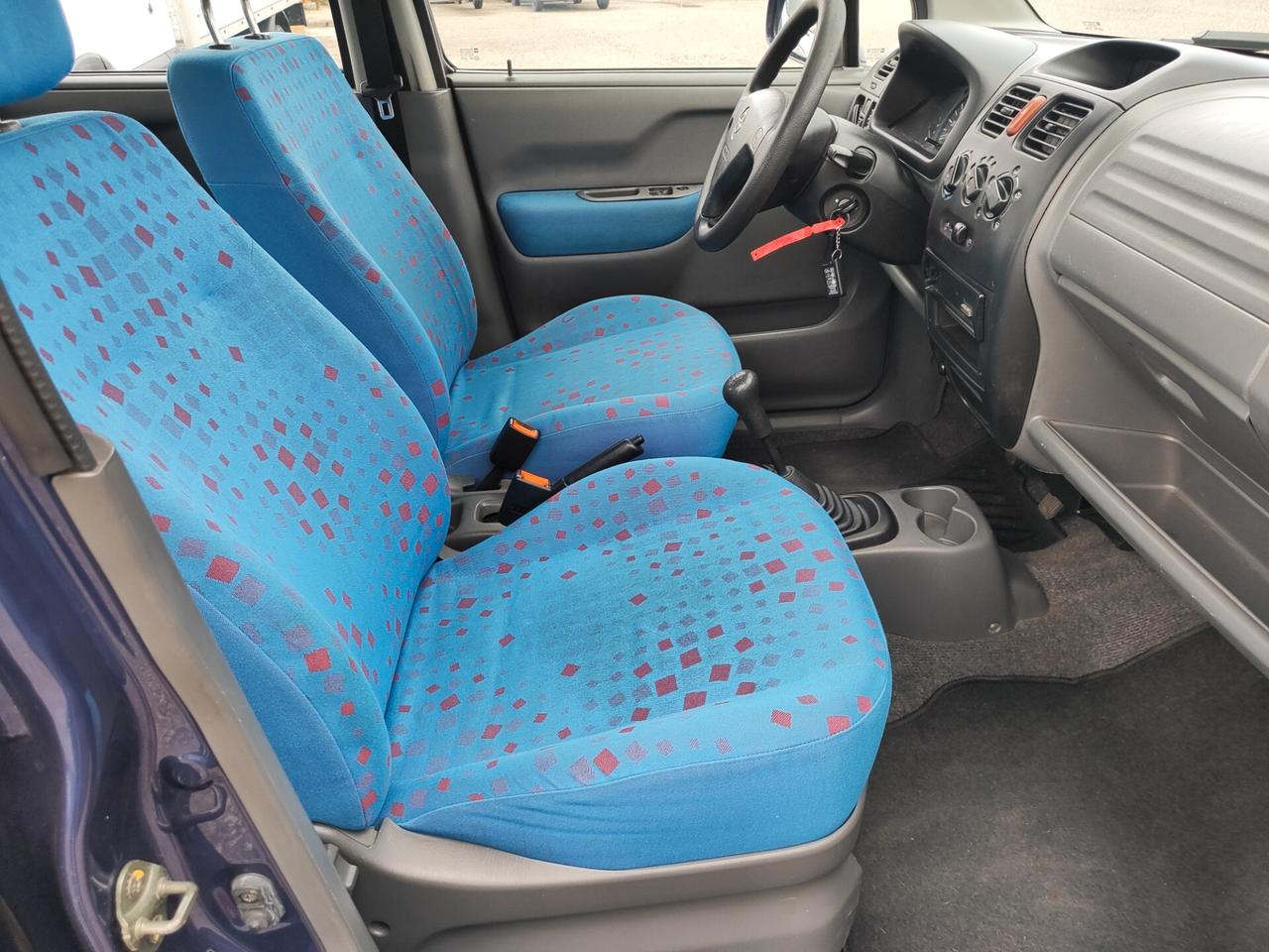 Opel Agila 1.2 16V Comfort